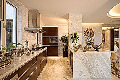 ARPG《命运的分形》Steam版售价188元 性感妹冒险